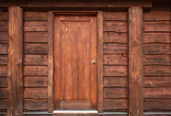 Log Cabin Siding Installation in Plano
